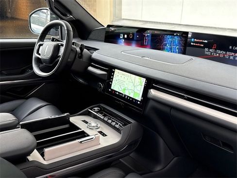 New 2026 Lincoln Navigator L Reserve w/ Jet Appearance Package image 7