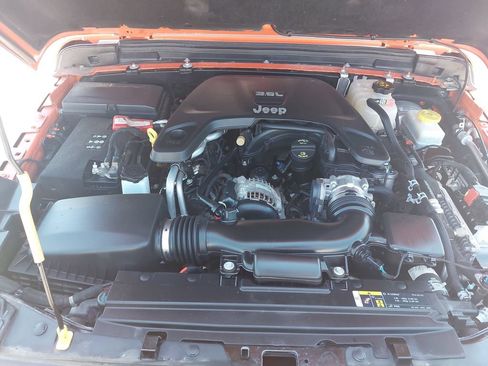 Used 2019 Jeep Wrangler Sport AWD/4WD image 26