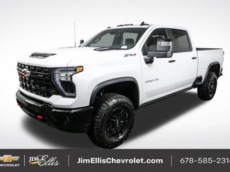 New 2026 Chevrolet Silverado 2500 ZR2 video 1