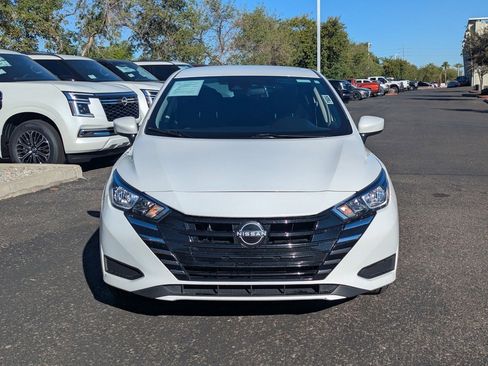 Certified 2023 Nissan Versa SV w/ Trunk Package image 9