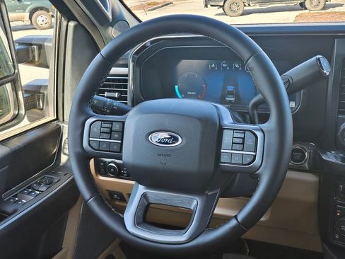 New 2026 Ford F250 Lariat w/ Lariat Premium Package image 15