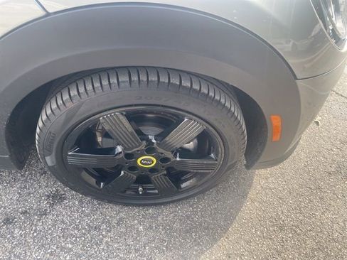 Used 2024 MINI Cooper SE image 27