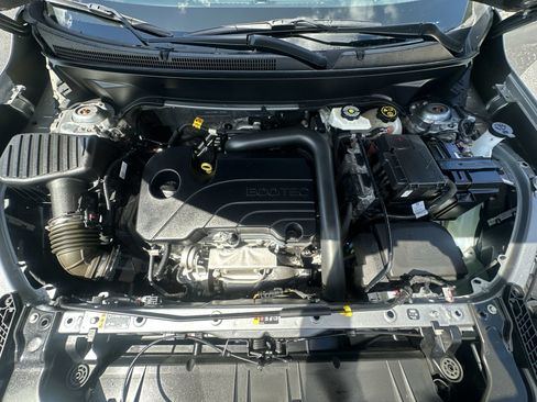 Used 2023 GMC Terrain SLT w/ LPO, Floor Liner Package FWD image 33