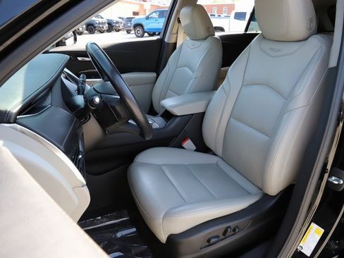 Used 2022 Cadillac XT4 Premium Luxury w/ Safety Alert Package image 14