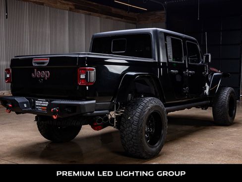 Used 2020 Jeep Gladiator Rubicon AWD/4WD image 9