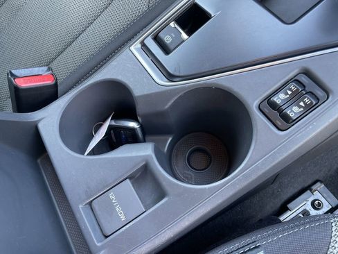 Certified 2024 Subaru Crosstrek 2.0i Premium image 30