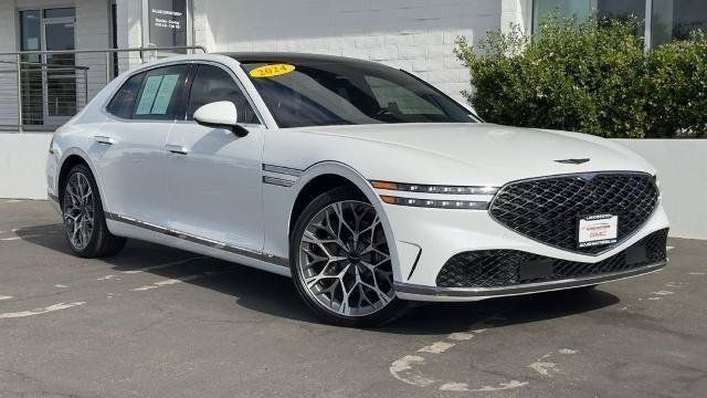 Used 2024 Genesis G90 3.5T AWD/4WD image 2