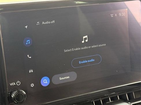 Used 2025 Toyota Corolla LE image 18