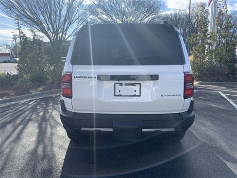 New 2026 Toyota Land Cruiser image 7