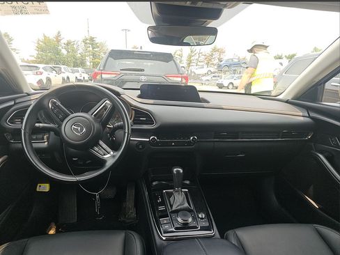 Used 2025 MAZDA CX-30 AWD 2.5 S w/ Preferred Package image 8