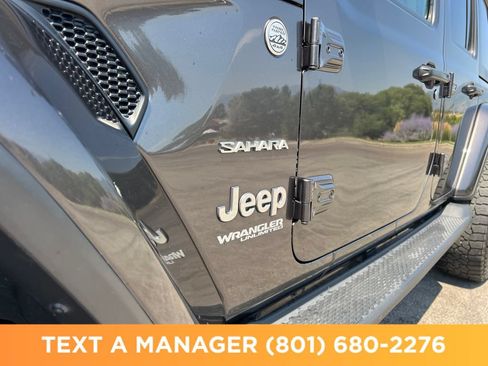 Used 2019 Jeep Wrangler Unlimited Sahara AWD/4WD image 11