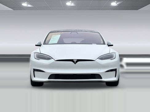Used 2022 Tesla Model S AWD image 4