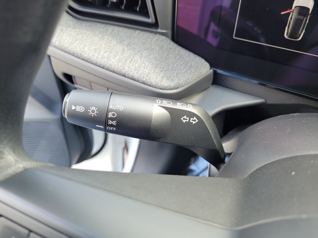 New 2027 Nissan Kicks S FWD image 24