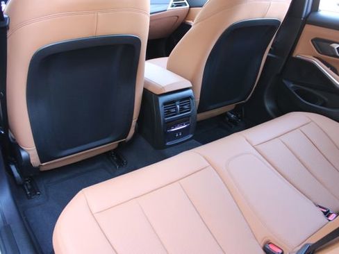 Used 2026 BMW 330i xDrive Sedan AWD/4WD image 11
