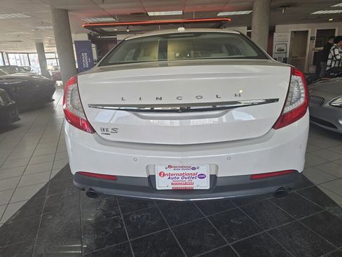 Used 2015 Lincoln MKS AWD w/ Equipment Group 201A image 5