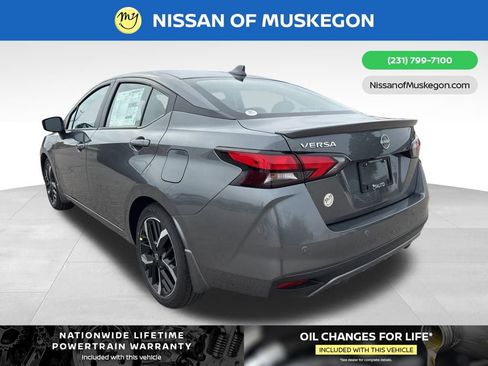 New 2025 Nissan Versa SR w/ Trunk Package image 5