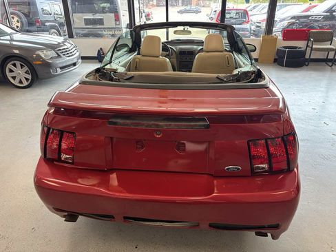 Used 2001 Ford Mustang GT RWD image 17
