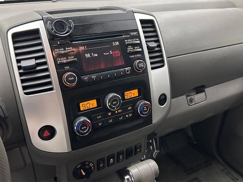 Used 2014 Nissan Frontier SV w/ SV Value Truck Package image 11