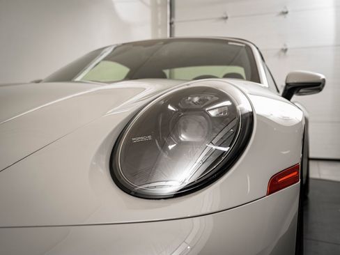 Certified 2022 Porsche 911 Targa 4 GTS image 14