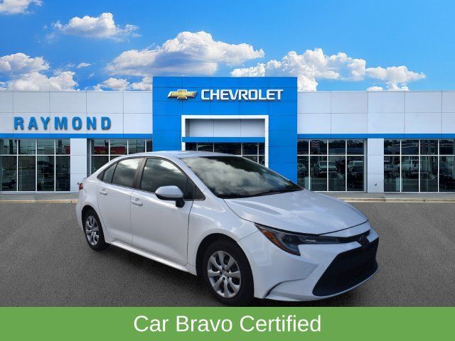 Used 2022 Toyota Corolla LE FWD image 1