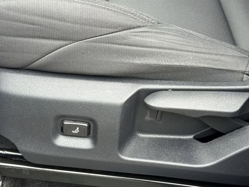 Used 2024 Toyota Tacoma SR5 image 31