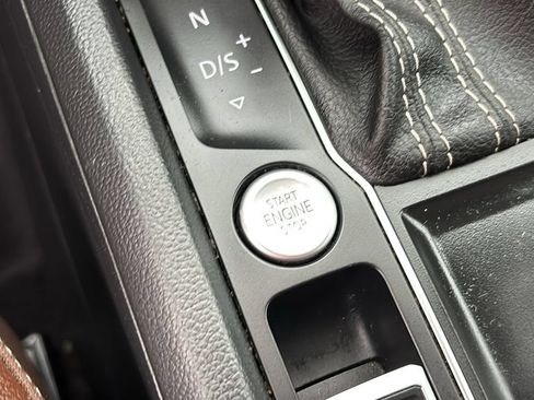 Used 2023 Volkswagen Atlas SE FWD image 15