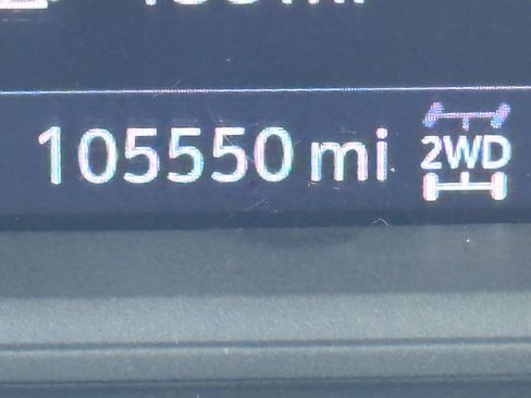 Used 2021 GMC Sierra 1500 SLT image 13