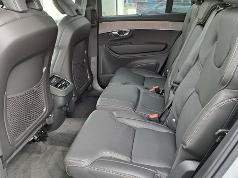 New 2026 Volvo XC90 B6 Ultra w/ Protection Package image 7