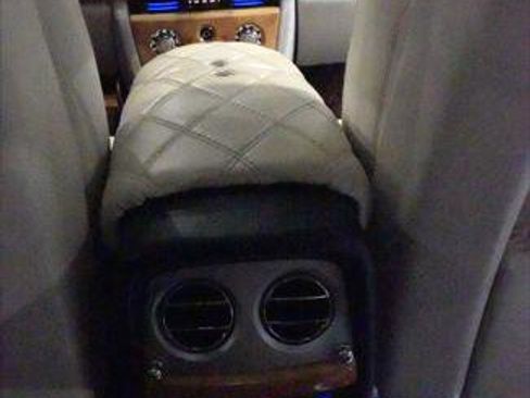 Used 2004 Rolls-Royce Phantom Sedan image 29