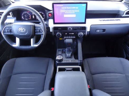 Used 2024 Toyota Tacoma TRD Off-Road w/ TRD Off Road Upgrade Package AWD/4WD image 11