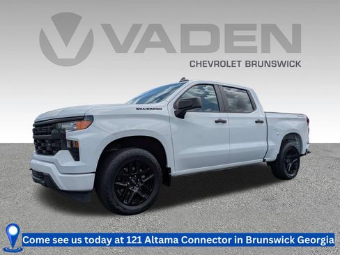 Used 2023 Chevrolet Silverado 1500 Custom w/ LPO, Dark Essentials Package AWD/4WD image 1