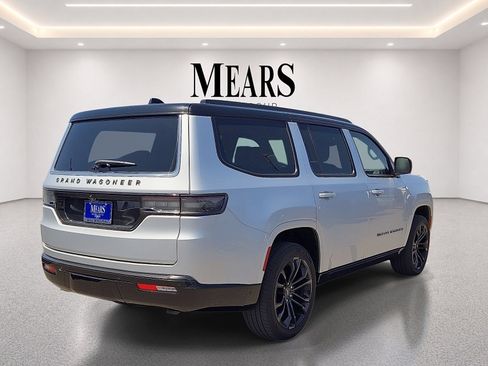 Used 2024 Jeep Grand Wagoneer Series II Obsidian w/ Quick Order Packagew 28T AWD/4WD image 5