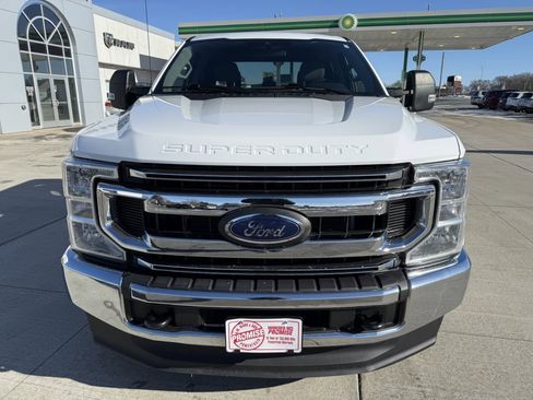 Used 2021 Ford F250 XLT image 3