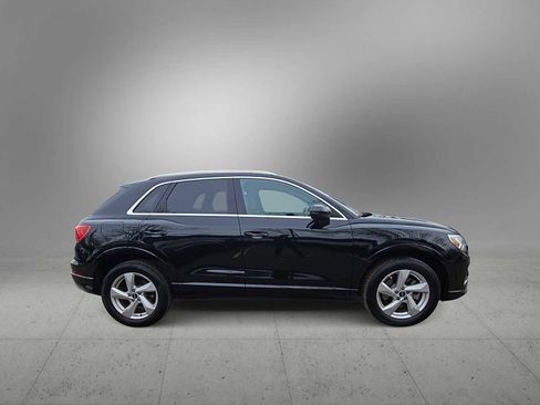 Certified 2022 Audi Q3 2.0T Premium Plus image 9