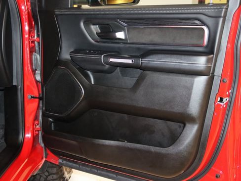 Used 2024 RAM 1500 Laramie image 58