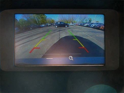 Used 2017 Ford Focus SE image 28