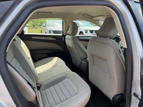 Used 2018 Ford Fusion S FWD image 18