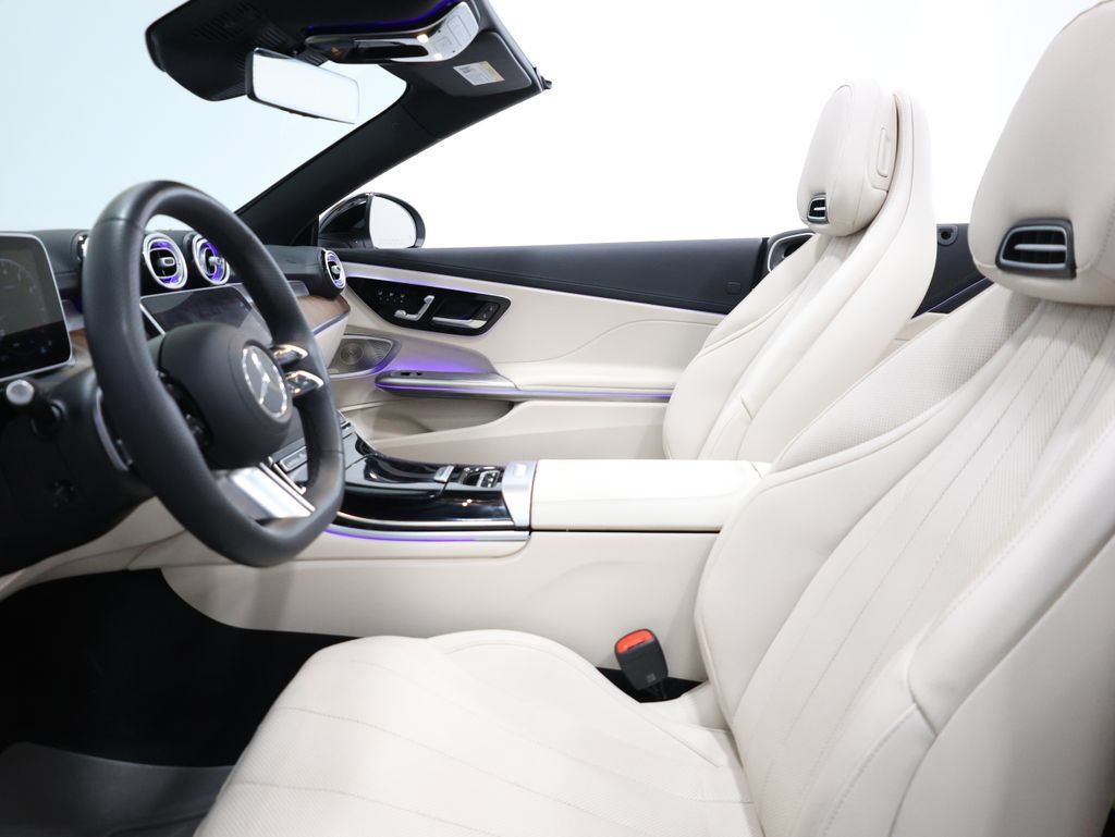 Certified 2024 Mercedes-Benz CLE 450 4MATIC Cabriolet image 13