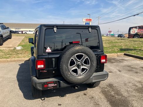 Used 2020 Jeep Wrangler Unlimited Sport S image 6