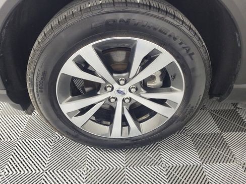 Used 2020 Ford Explorer Platinum w/ Premium Technology Package image 6