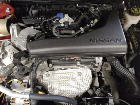 Used 2016 Nissan Rogue SV FWD image 30