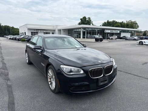 Used 2014 BMW 750Li xDrive AWD/4WD image 1