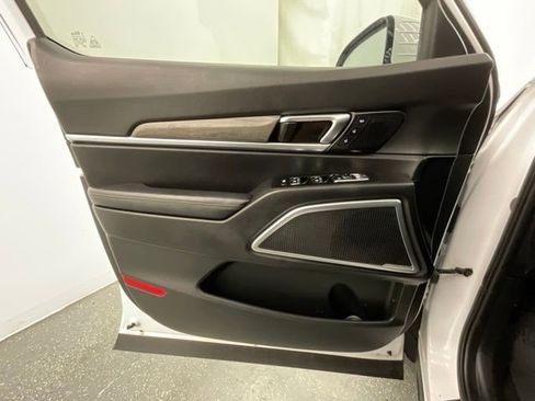 Used 2022 Kia Telluride SX FWD image 9