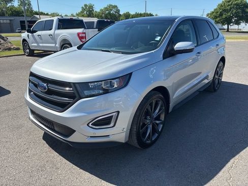 Used 2018 Ford Edge Sport w/ Equipment Group 401A AWD/4WD image 2