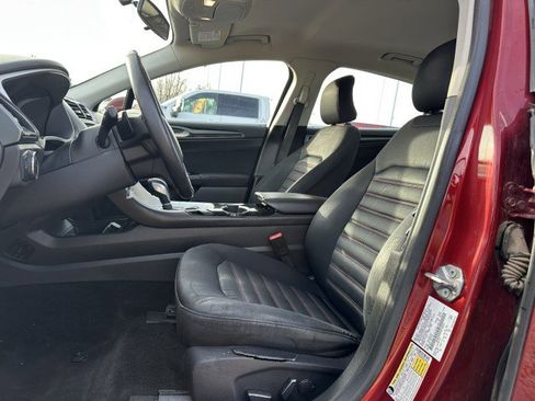 Used 2016 Ford Fusion SE w/ Equipment Group 201A image 11