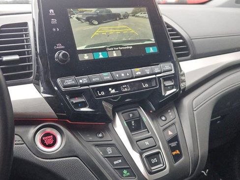 Used 2024 Honda Odyssey Sport image 18