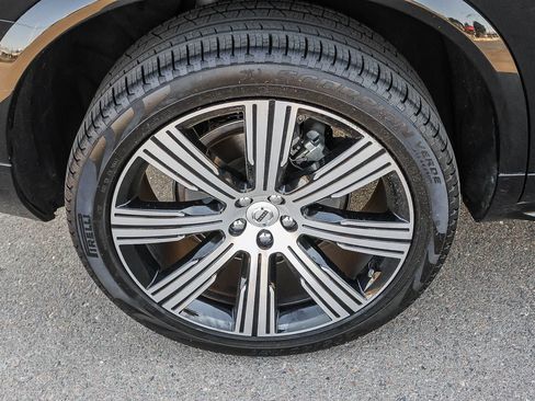 Used 2023 Volvo XC90 B6 Ultimate w/ Protection Package Premier AWD/4WD image 14