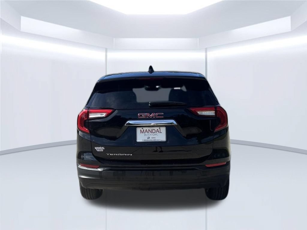 Used 2024 GMC Terrain SLE FWD image 6