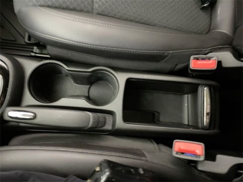 Used 2022 Buick Encore Preferred w/ Safety Package image 42