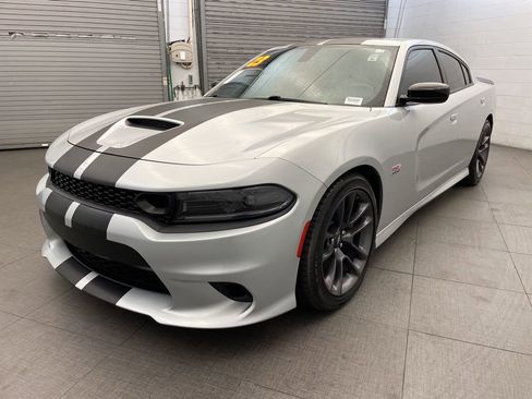 Certified 2023 Dodge Charger Scat Pack w/ Plus Group RWD image 9